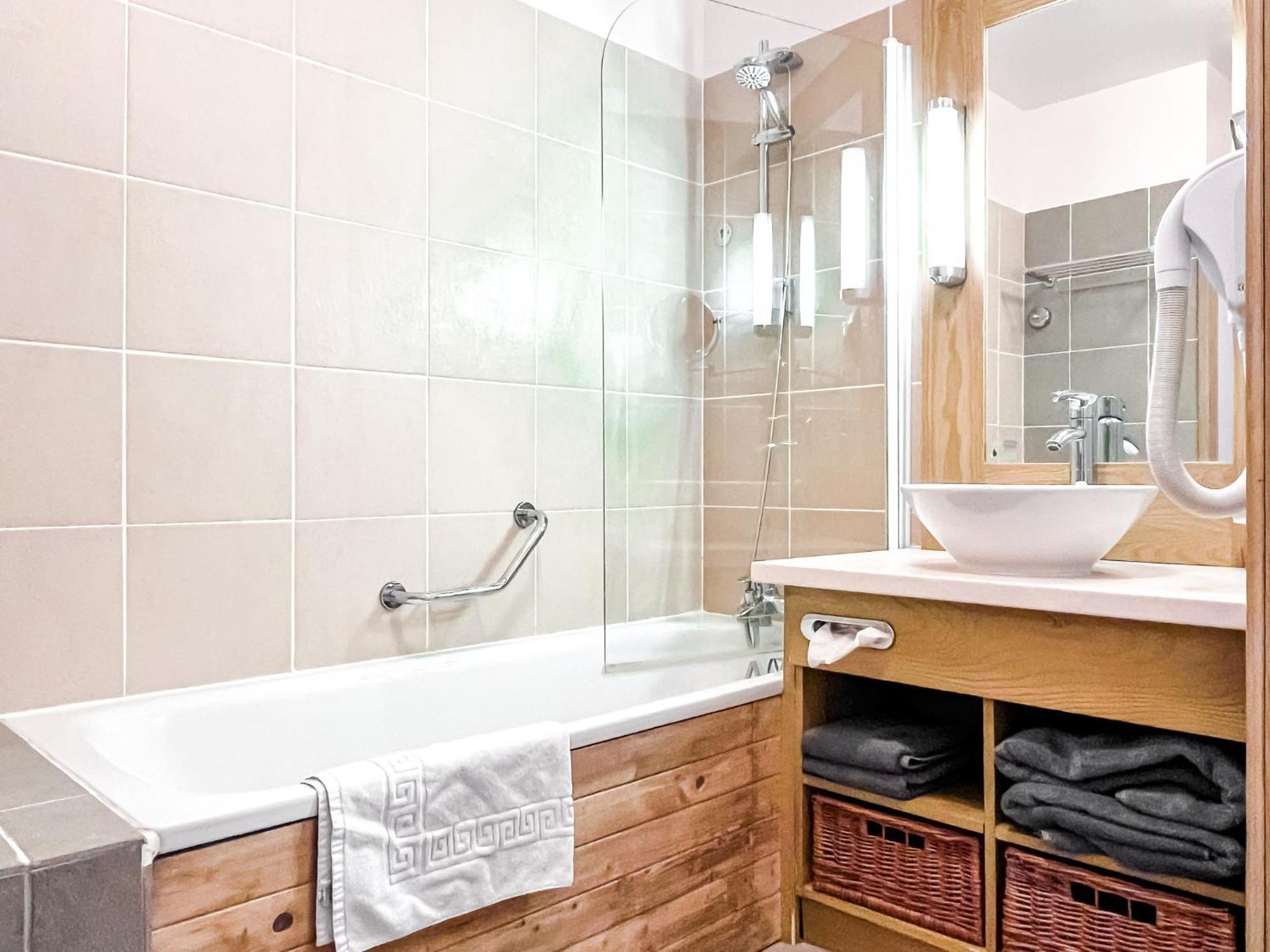 Large one-bedroom apartment, wheelchair adapted, Les Terrasses d'Eos Flaine Buitenkant foto
