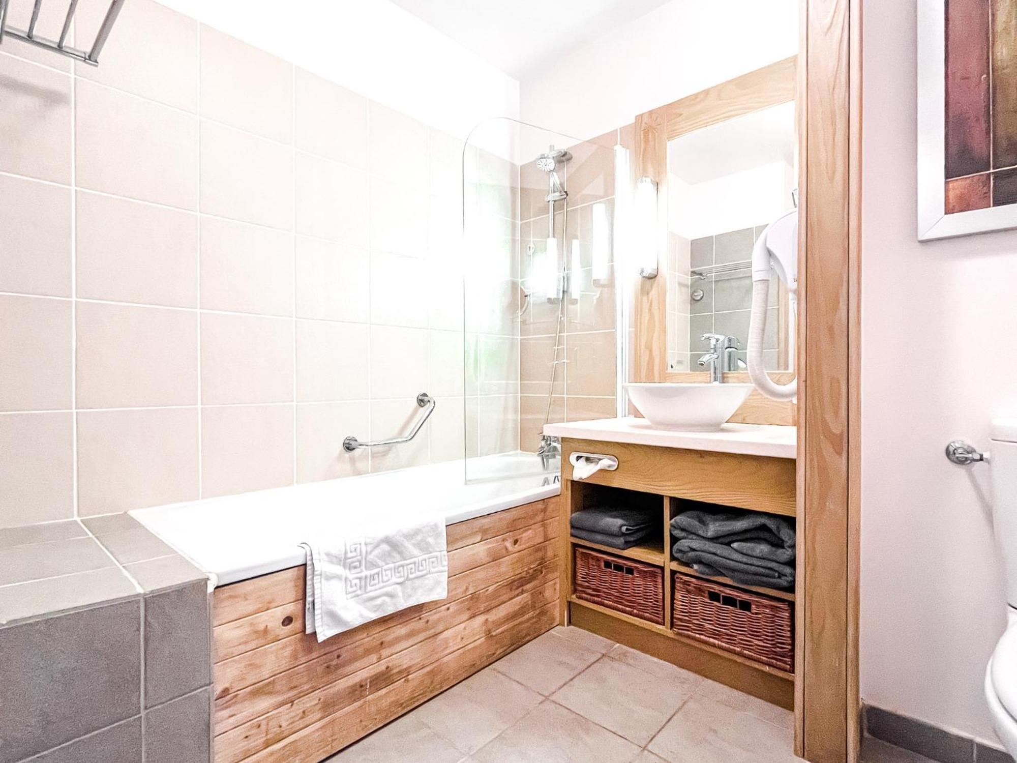 Large one-bedroom apartment, wheelchair adapted, Les Terrasses d'Eos Flaine Buitenkant foto